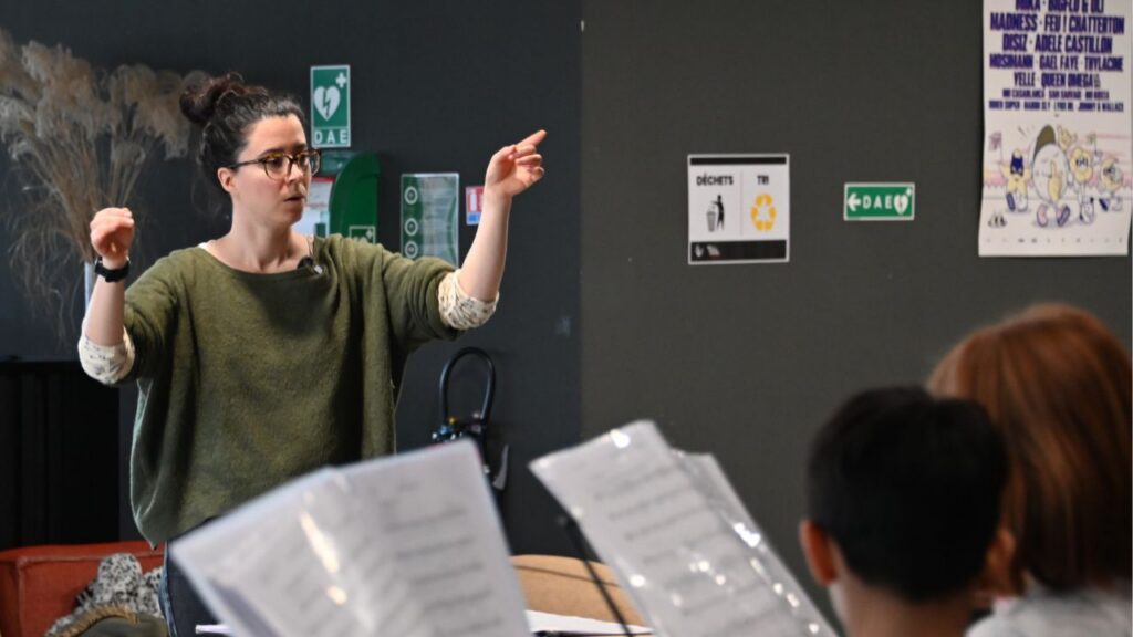 Marion Ladrette - cheffe d’orchestre de DEMOS Maubeuge-Val de Sambre